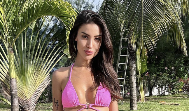 Bianca Andrade receives criticism and replies on Instagram