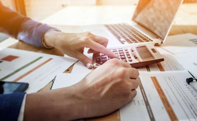 IPVA, IPTU and enrollment: how to organize accounts at the beginning of the year