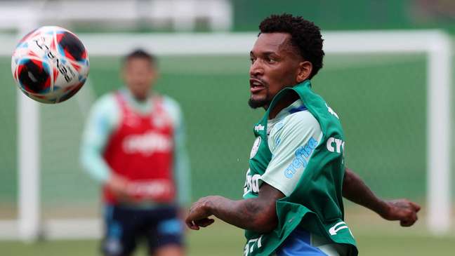 Lesionados em 2022, Jailson e Raphael Veiga começam temporada sem restrições