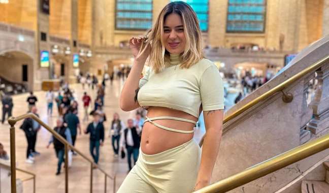 Viih Tube does not reveal the time of her pregnancy and keeps her daughter’s birth date a secret