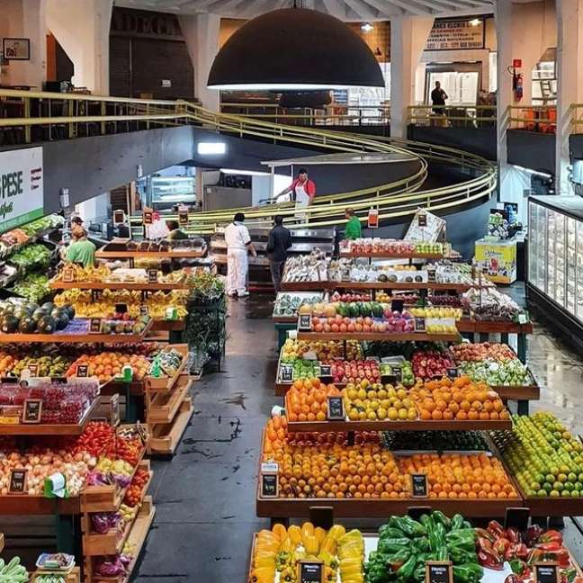 Mercado de Pinheiros brings together gourmet restaurants and quality products