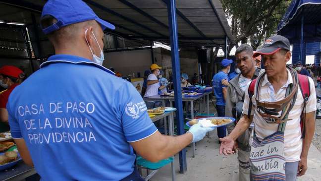 Attention to migrants has required efforts by governments, international organizations and NGOs Attention to migrants has required efforts by governments, international organizations and NGOs