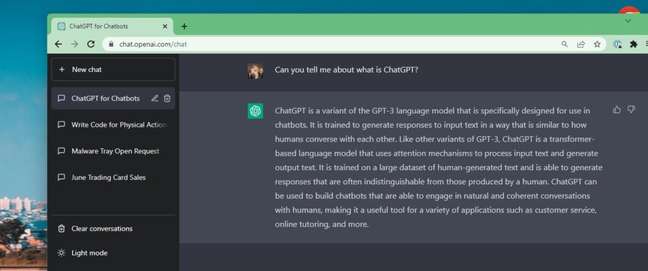 ChatGPT é uma inteligência artificial e é capaz de produzir códigos 