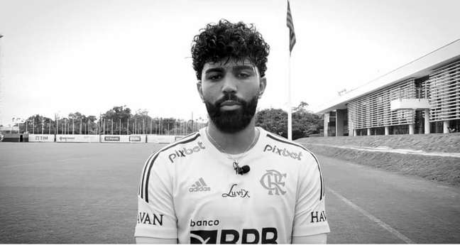 Gabigol lamenta morte de Roberto Dinamite, ídolo do Vasco: Que seus gols e feitos perpetuem