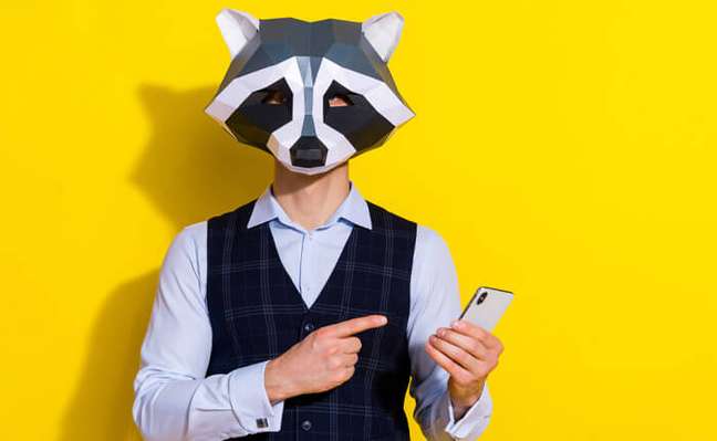 How to identify an “orange” account and avoid financial fraud
