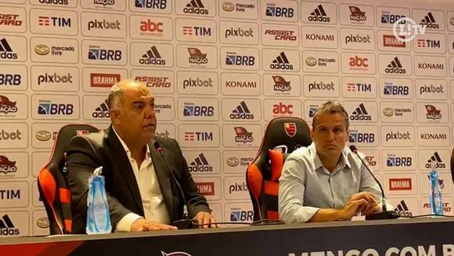 Dirigentes do Flamengo voltam ao Brasil sem liberação de Rossi e veem Quintero se distanciar
