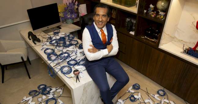Edgar Lopez talks about the role of music in operating rooms