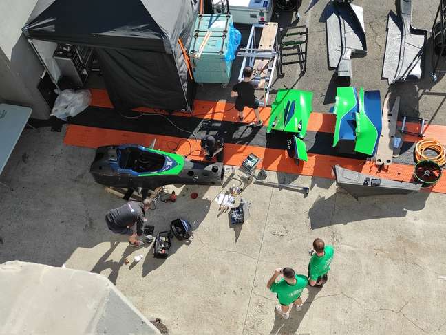 Buemi's car had to be rebuilt by Envision after a serious crash in Valencia Buemi's car had to be rebuilt by Envision after a serious crash in Valencia