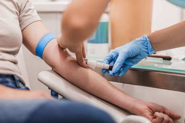 Fetal sexing: Blood sampling must be performed by a female employee