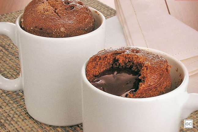 Petit gâteau in the microwave – Photo: Guia da Cozinha Petit gâteau in the microwave – Photo: Guia da Cozinha