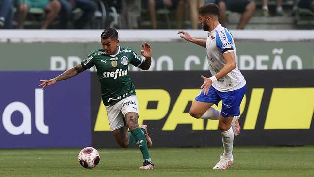 Dudu diz que Gustavo Scarpa e Danilo farão falta, mas crê que elenco do Palmeiras é bom