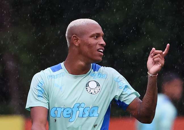 Sem Danilo, Palmeiras perde um dos principais ladrões de bola do elenco; relembre números