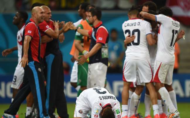 Histórica, Costa Rica Vence Grécia Nos Pênaltis E Avança