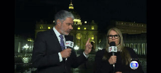 William Bonner explica 'mau-humor' de Ilze Scamparini e elogia à colega
