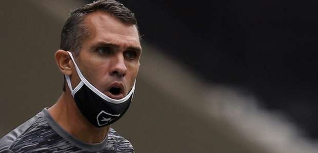 Bruno Lazaroni não é mais técnico do Botafogo