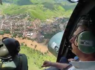 Bolsonaro visita Bahia após chuvas desabrigar milhares