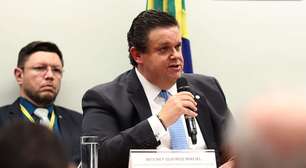 Ministro da Previdência é ouvido no Senado sobre fraudes no INSS