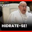 Hidratação pode previnir insuficiência renal, doença de Papa Francisco