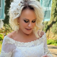 Ana Maria Braga renova votos de casamento em festa junina; veja