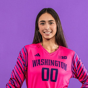 Promessa do futebol feminino dos EUA morre de câncer aos 21 anos