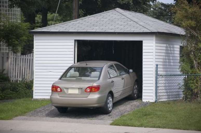 10 Carro Guardado Na Minha Garagem 