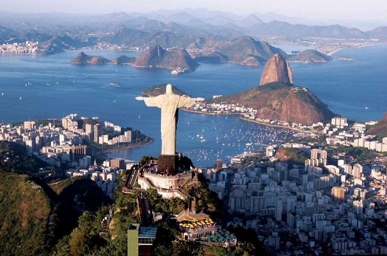 A Copa do Mundo de 2014 e os Jogos Olímpicos de 2016 estão chegando, e o Rio de Janeiro se prepara pouco a pouco para estar sob os holofotes do mundo todo