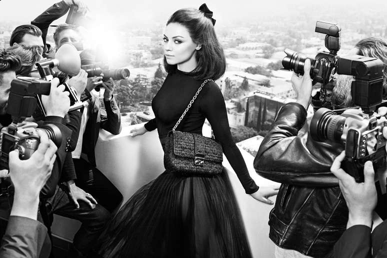 Atriz posa para divulgar linha de bolsas Miss Dior
