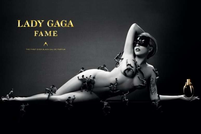 Lady Gaga posou sem roupa para divulgar o perfume Fame