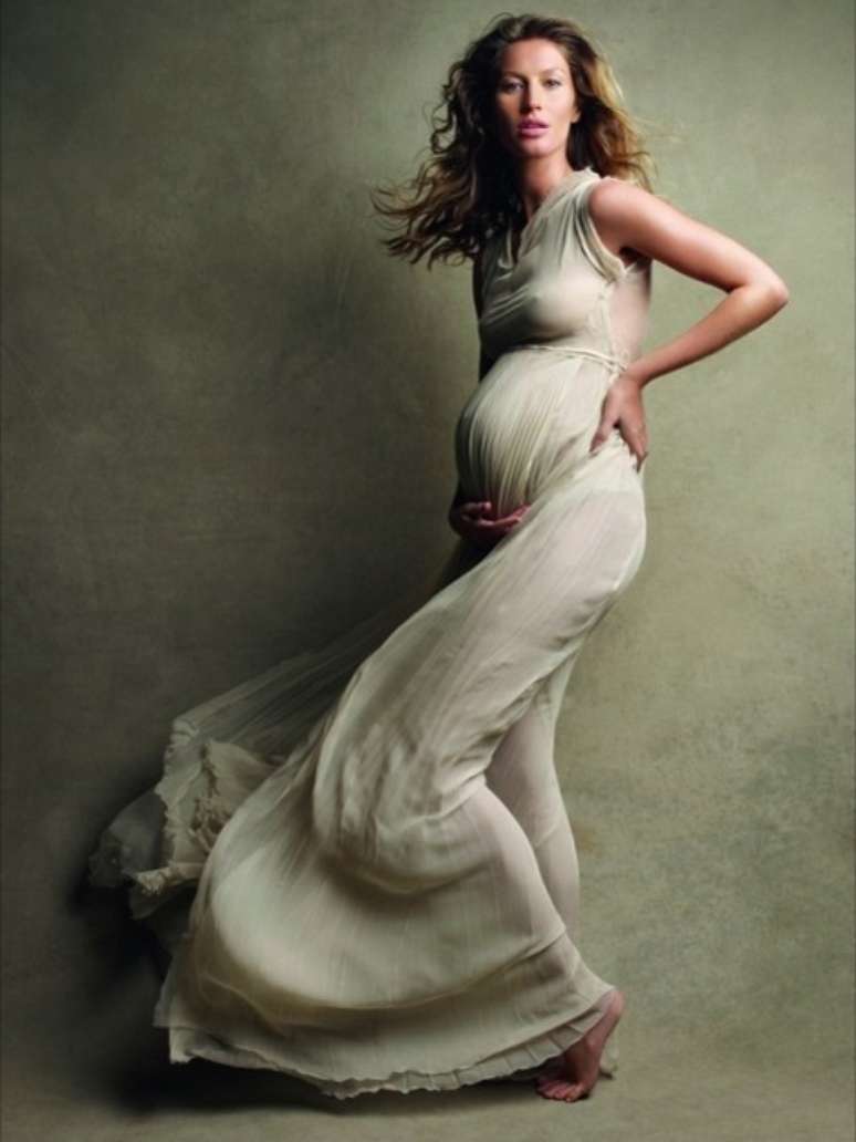 Ainda para a Vogue americana, Gisele Bündchen fotografou grávida de seu primeiro filho Benjamin