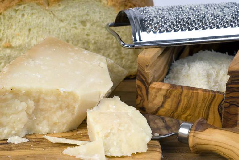 Empresa em Santa Catarina prevê produzir 30 toneladas de grana padano por dia