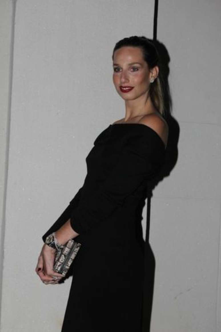 Mariana Weickert foi a mestre de cerimônia do Fashion's Night Out