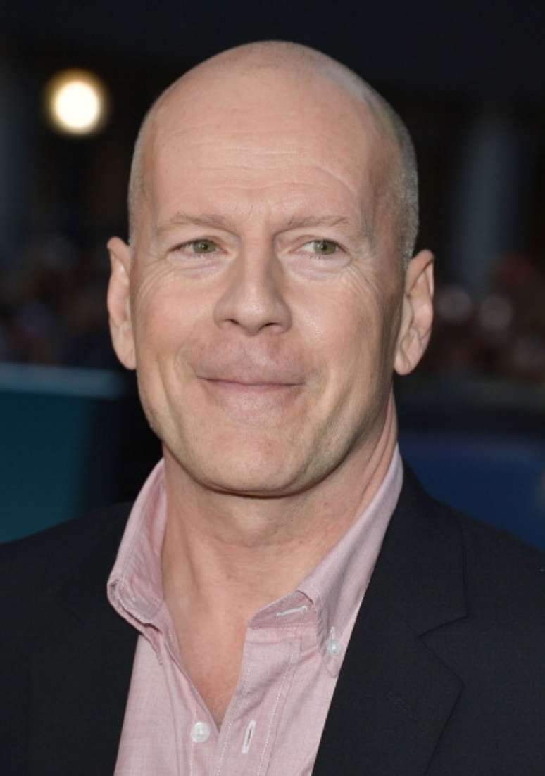 O ator Bruce Willis ficou em primeiro lugar no ranking dos carecas famosos mais bonitos, segundo o jornal The Huffington Post