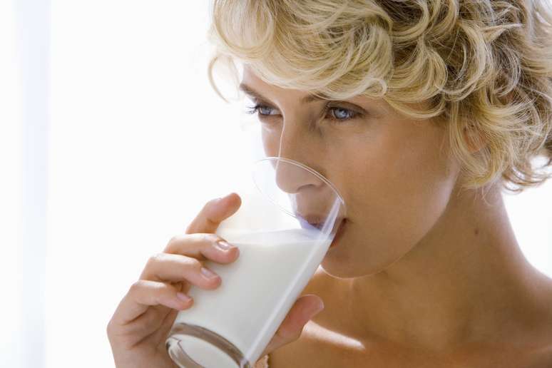O leite integral contém maior concentração de ácidos graxos que o desnatado