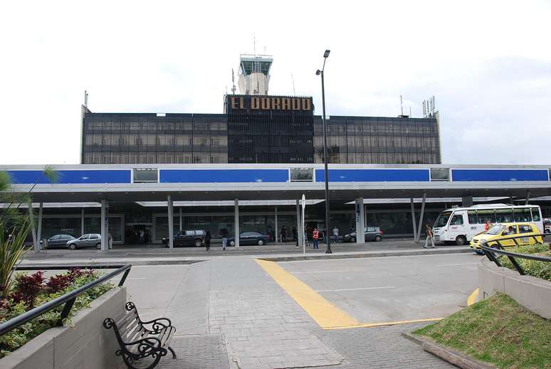 Entrada do Aeroporto Internacional El Dorado, o terceiro mais movimentado da América Latina