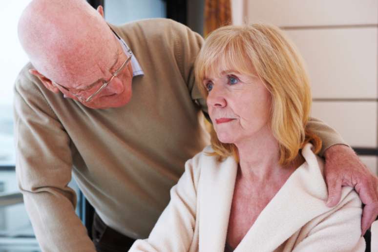 Alguns levantamentos sugerem que os sintomas vasculares podem ter um efeito protetor contra o desenvolvimento de Alzheimer