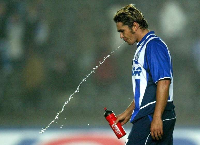 Via site oficial, o Hertha Berlim lamentou a morte do ex-atacante