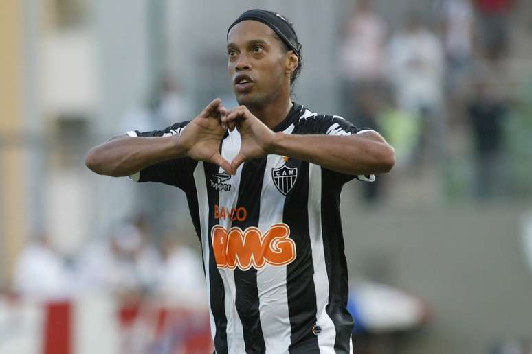 <p>Ronaldinho disse que tem carinho especial por Felipão por conta da experiência na Seleção em 2002</p>