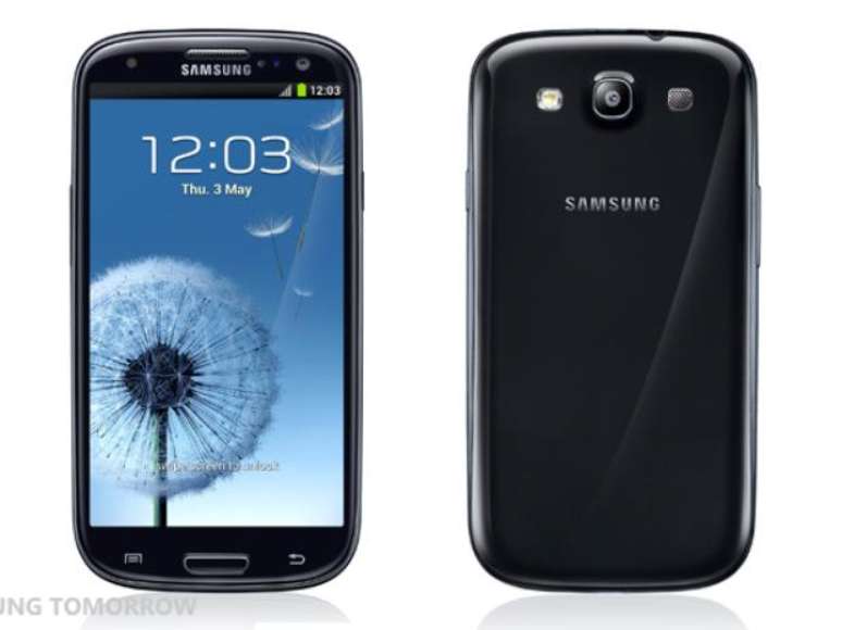 Site afirma que sucessor do Galaxy S III (foto acima) chega às lojas em abril
