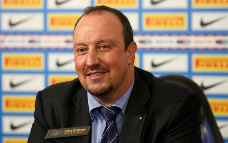 Rafa Benítez foi apresentado como técnico do Chelsea após a demissão de Di Matteo