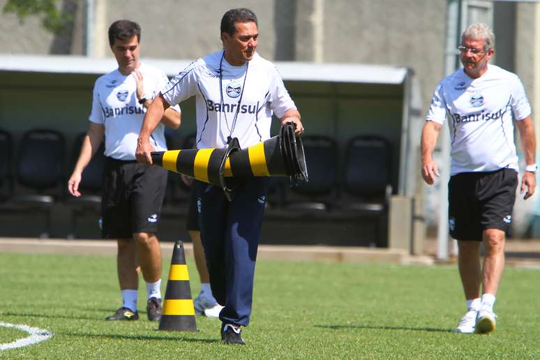O treinador já planeja o Grêmio para a próxima temporada
