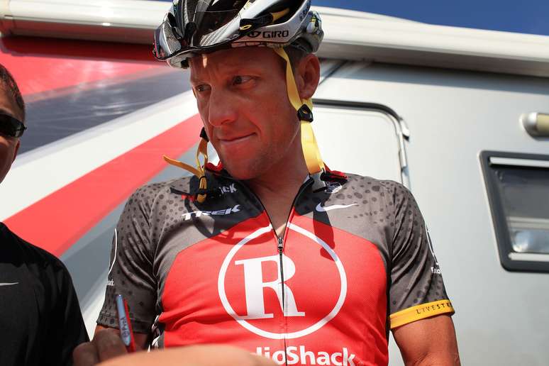 Lance Armstrong falará sobre&nbsp;uso de doping em entrevista para a apresentadora&nbsp;Oprah Winfrey