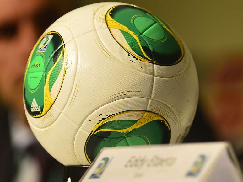 Bola Cafusa será utilizada no Mundial de Clubes, na Copa das Confederações 2013 e na Copa do Mundo 2014