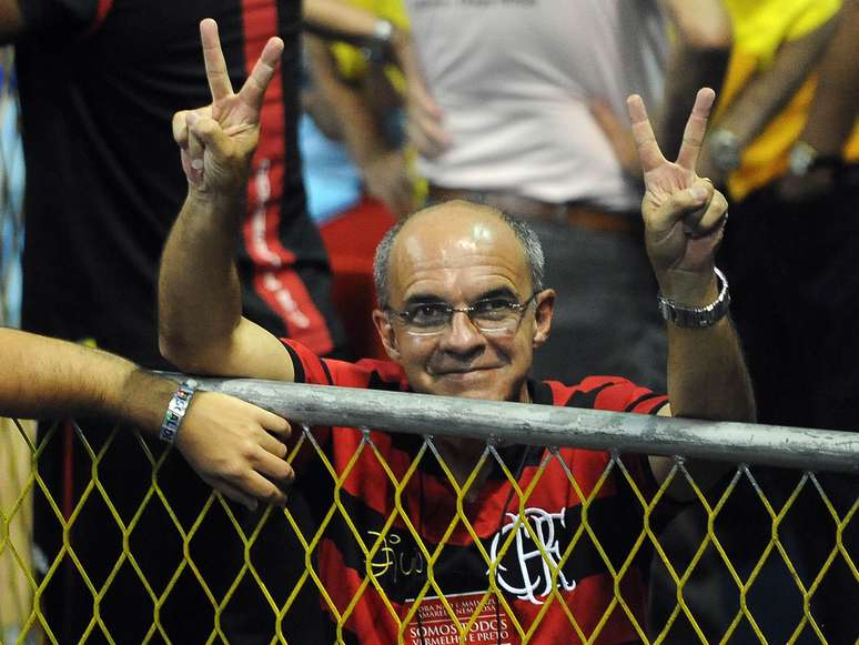 Eduardo Bandeira de Mello foi festejado aos gritos de "o campeão voltou"