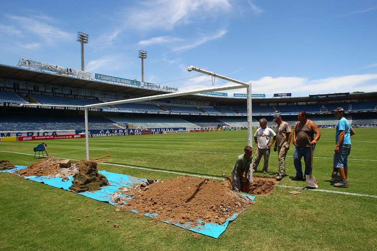 <p>Grêmio espera continuar treinando no Estádio Olímpico</p>