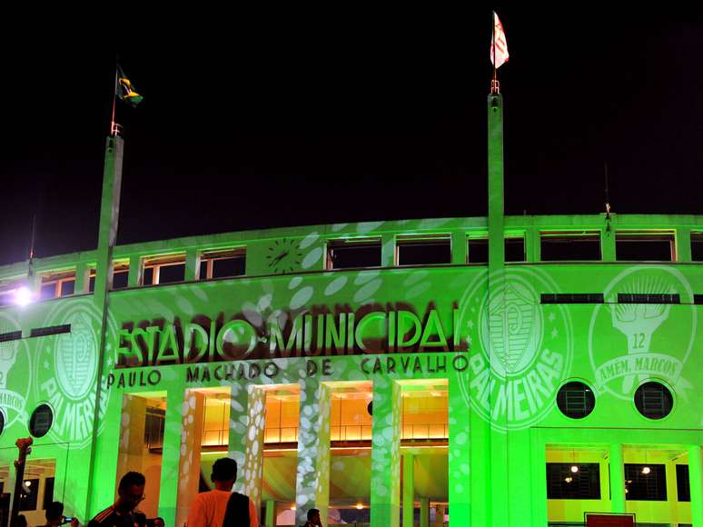 Palmeirenses se reuniram no Estádio do Pacaembu para despedida de goleiro Marcos