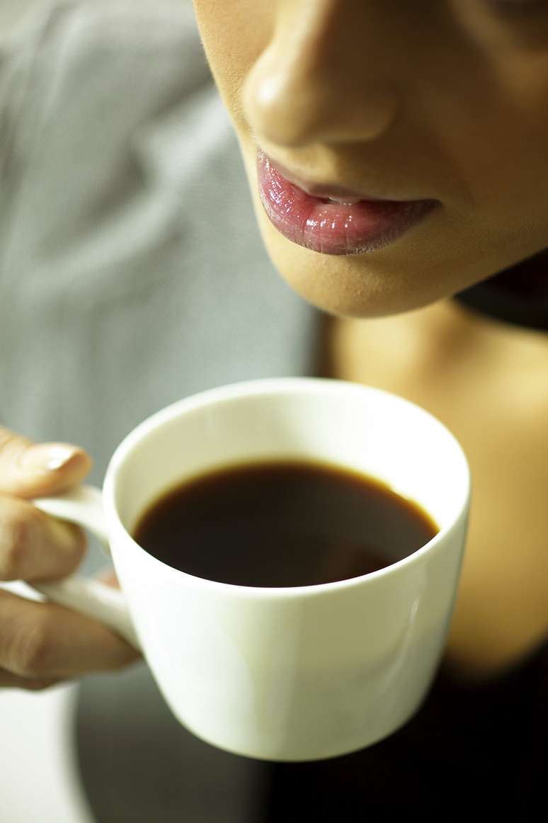 Caf&eacute; descafeinado tamb&eacute;m mostrou alguma prote&ccedil;&atilde;o, mas os n&uacute;meros envolvidos eram insuficientes para tirar conclus&otilde;es definitivas. O ch&aacute;, por sua vez, n&atilde;o leva &agrave; prote&ccedil;&atilde;o