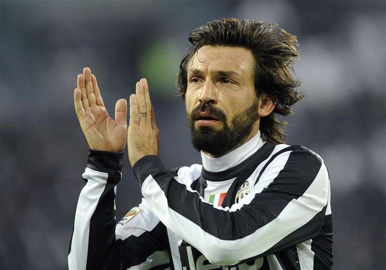 Gol de Andrea Pirlo foi destaque da vitória da Juventus por 3 X 0 contra o Atalanta. 16/12/2012.