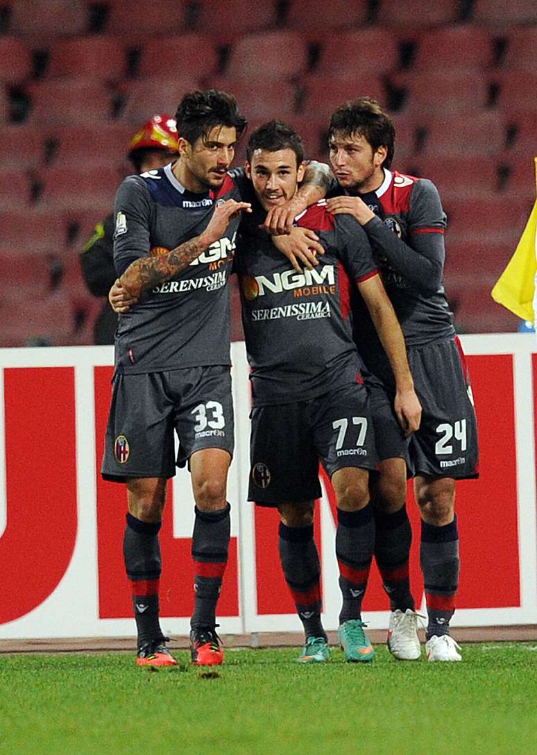 Bologna virou para cima do Napoli e avan&ccedil;ou na Copa da It&aacute;lia