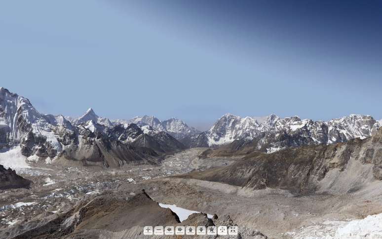 Foto interativa de 2 bilhões de pixels do monte Everest quer mostrar efeitos das mudanças climáticas, combinando com imagens antigas da região