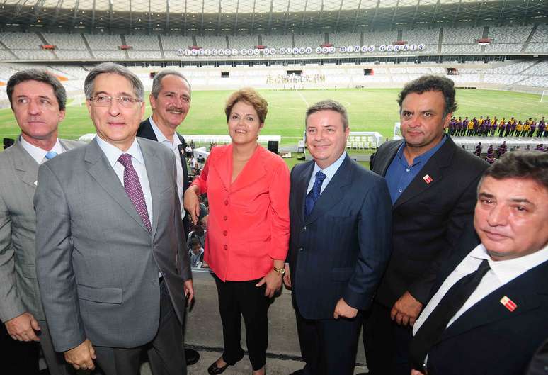 Com presença da presidente Dilma Rousseff e do ministro do Esporte, Aldo Rebelo, o Estádio do Mineirão foi reinaugurado nesta sexta-feira, após passar por reformas para receber a Copa das Confederações de 2013 e a Copa do Mundo de 2014
